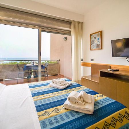 Mono 2 Apartment Lido di Mondello Ngoại thất bức ảnh